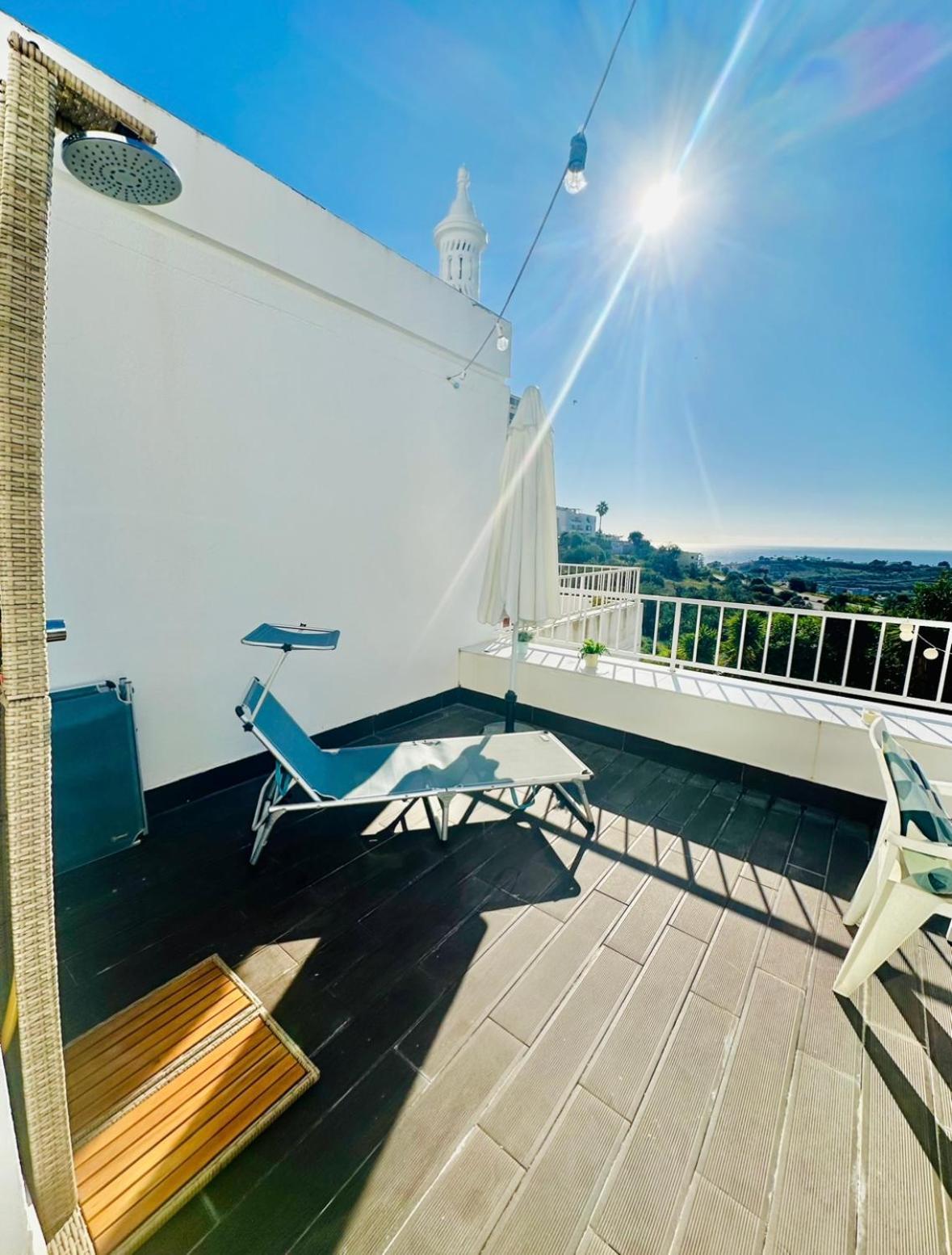 Ocean View Skyline Apartment ‚Hakuna Matata' Albufeira Eksteriør billede